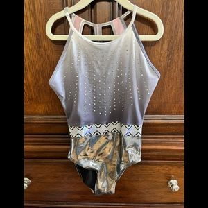 Gymnastics leotard
